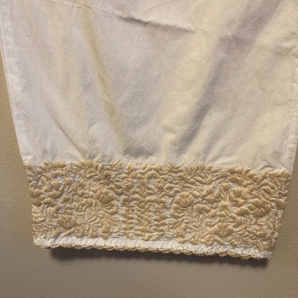Sister Mary Crop Pants Sz M Women's NWT White 100% Cotton Embroidered Wide Leg - Picture 5 of 9